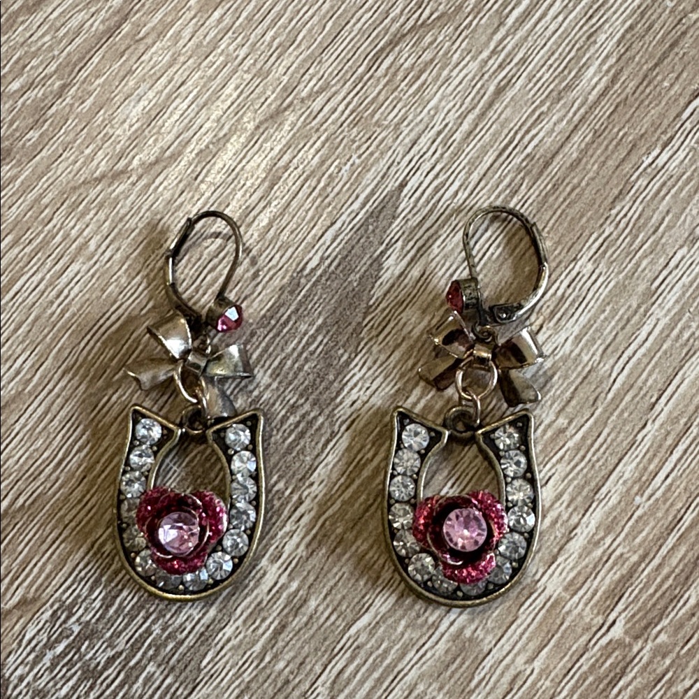 Betsey Johnson Gold and Pink Horseshoe Earrings (Vintage/Rare) - Picture 2 of 7